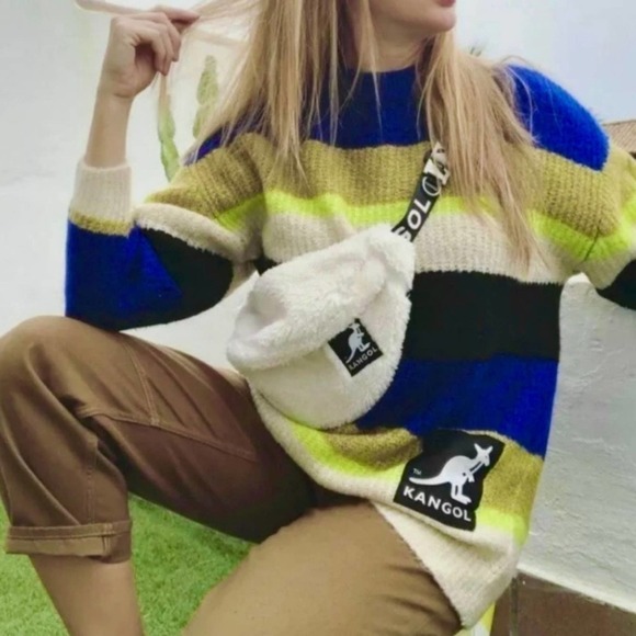 H&m x Kangol Fuzzy Striped Oversized Sweater Size Medium - Picture 4 of 13